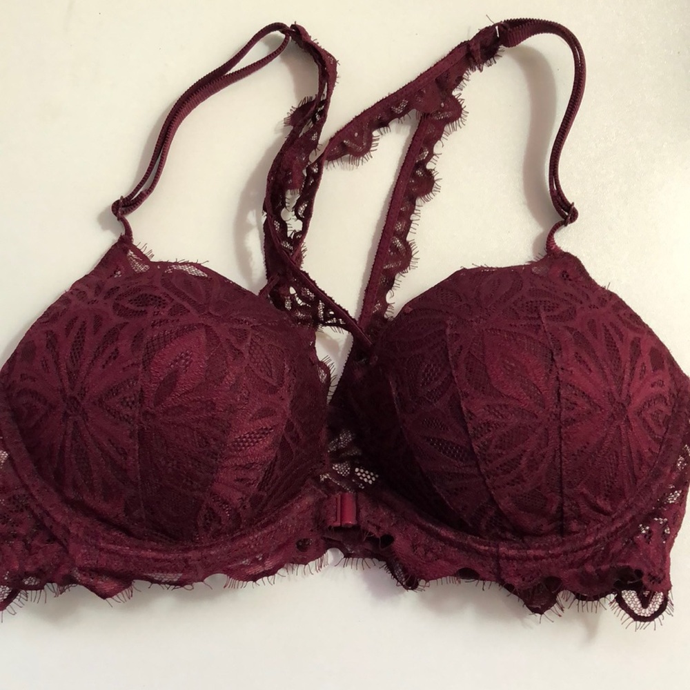 Victoria’s Secret Pink bra